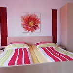 Juric טרוגיר