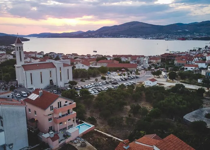 Juric Апартаменты